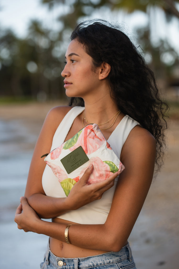 Small Pouch - "Anthuriums" - Aloha de Mele