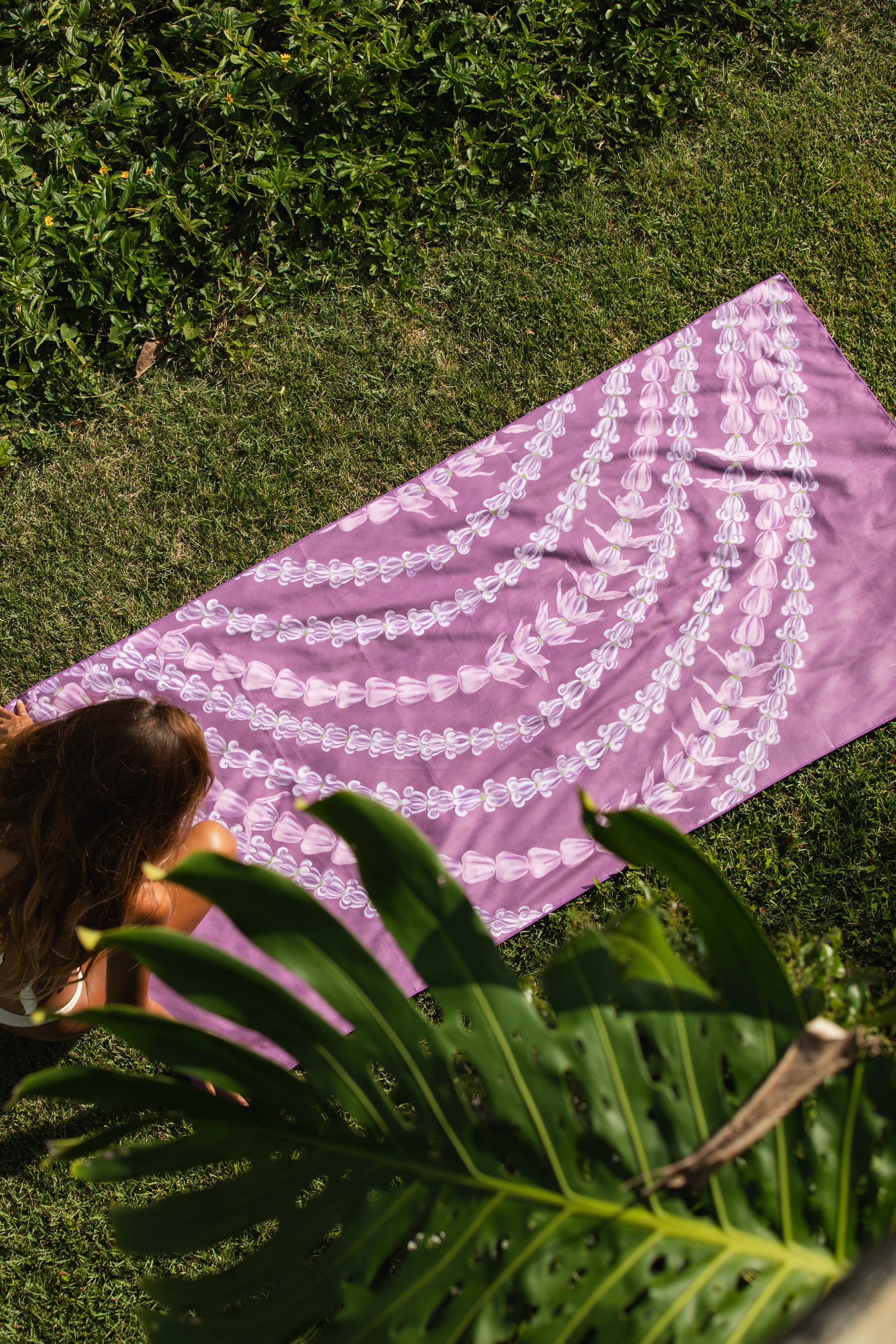Sand Free Towel - Pua Kalaunu (ʻIolani Palace) *Online Exclusive