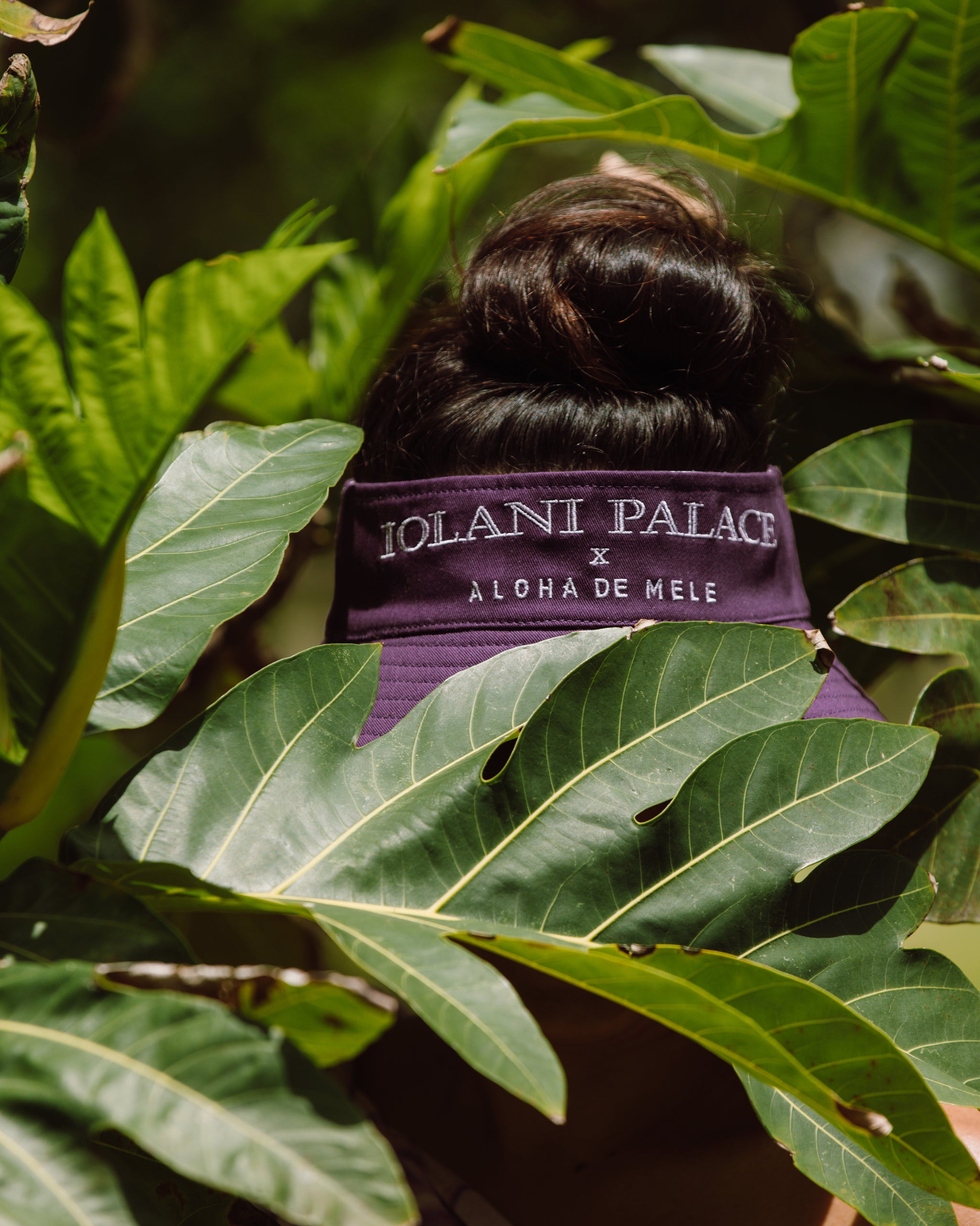 Palace Hawaii Embroidered Flower Hat Palace - Hawaii Floral Logo Denim Hat (White) – eluXive main image 2
