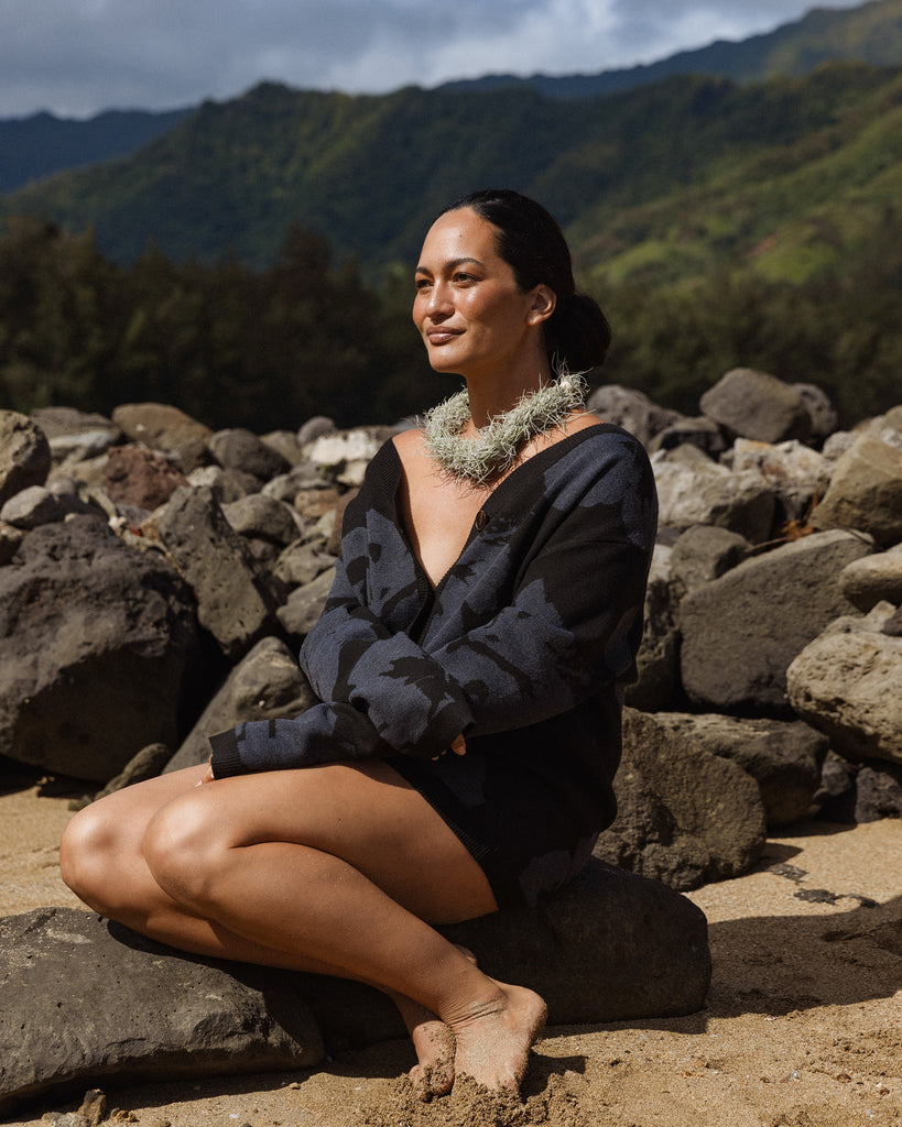 ʻEleʻele Knit Cardigan Sweater - Aloha de Mele