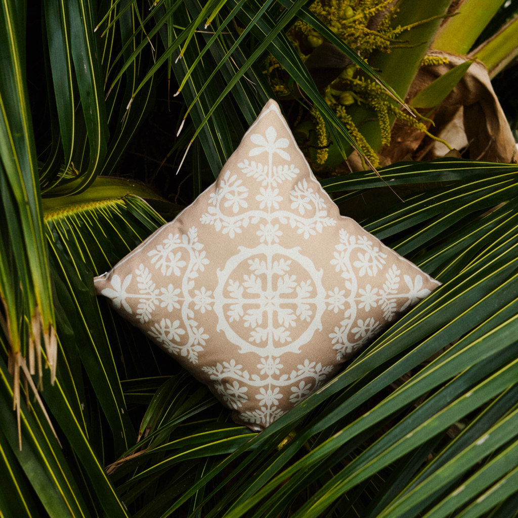 Naupaka Kahakai Pillow Cover - Aloha de Mele