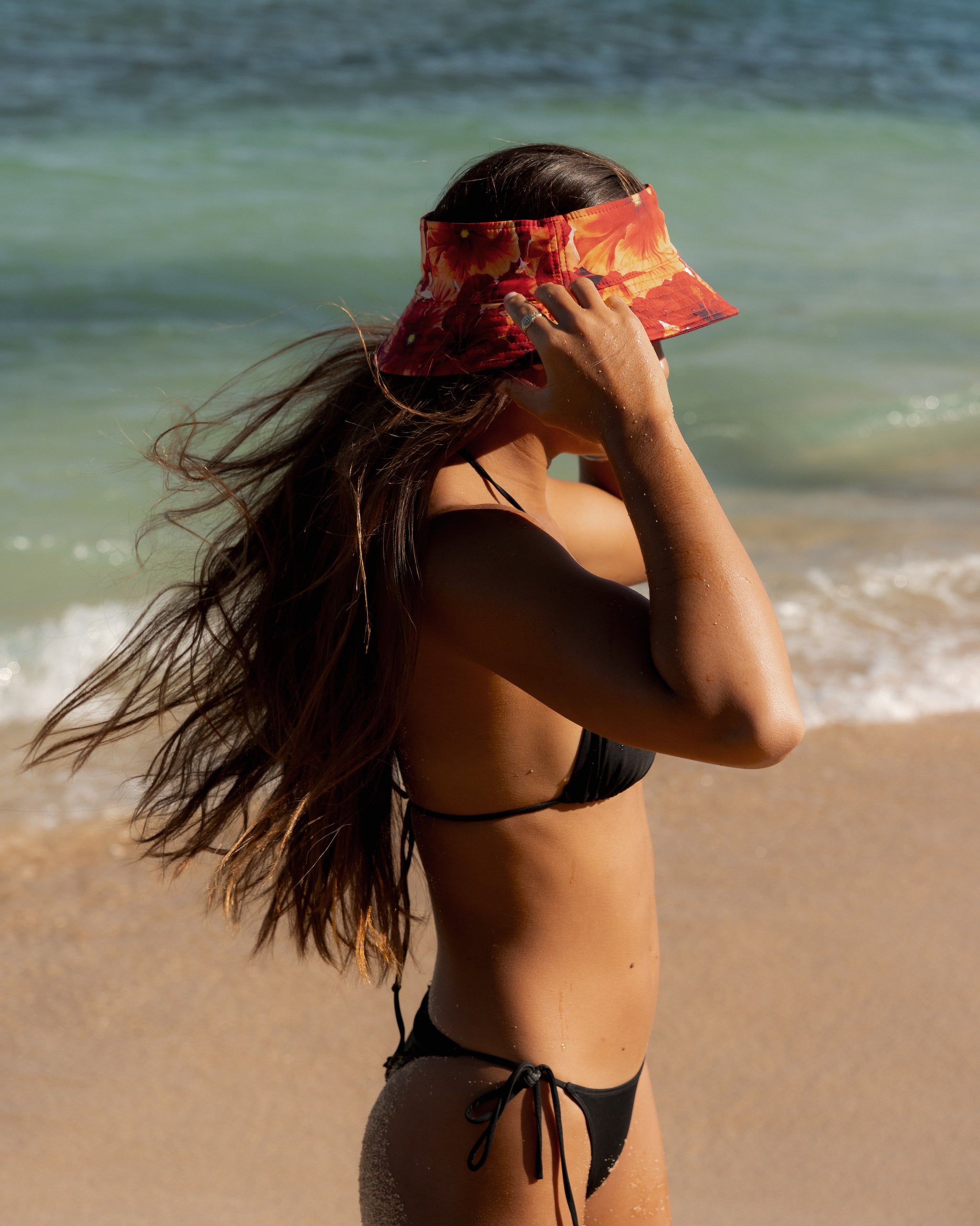 Eternal Summer Hawaii Bucket Hat Trend Watch: The Bucket Hat is the Newest  main image 2